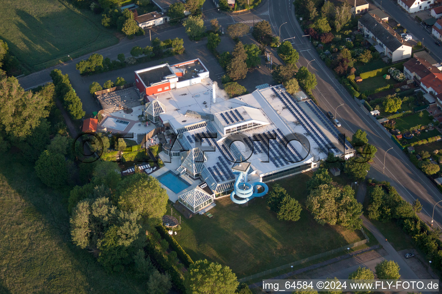 Indoor and outdoor pool LaOla in the district Queichheim in Landau in der Pfalz in the state Rhineland-Palatinate, Germany from above