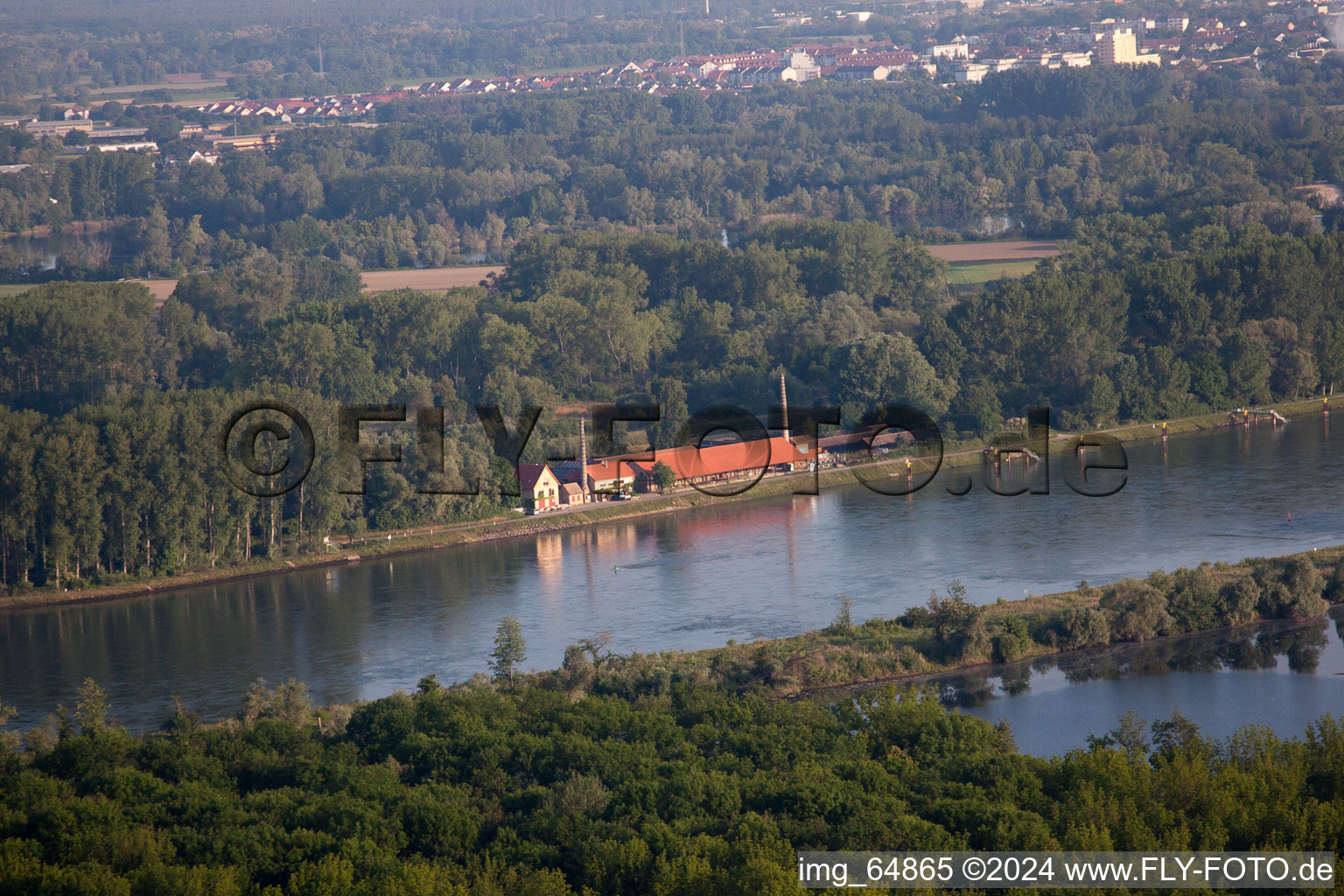 Oblique view of Old brickworks on the Rhine dam from the east in the district Sondernheim in Germersheim in the state Rhineland-Palatinate, Germany