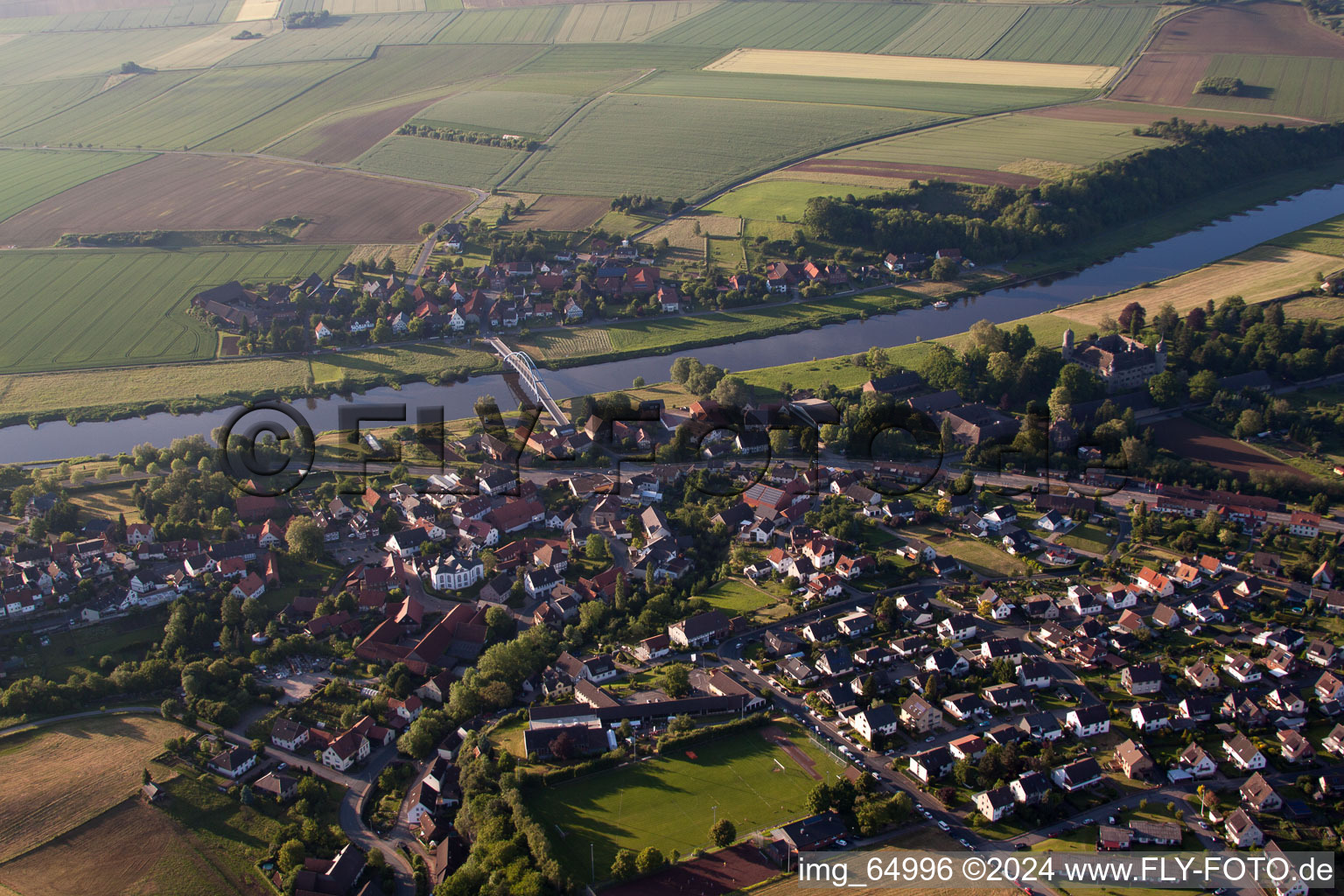 Village on the river bank areas of the Weser river in the district Daspe in Hehlen in the state Lower Saxony, Germany