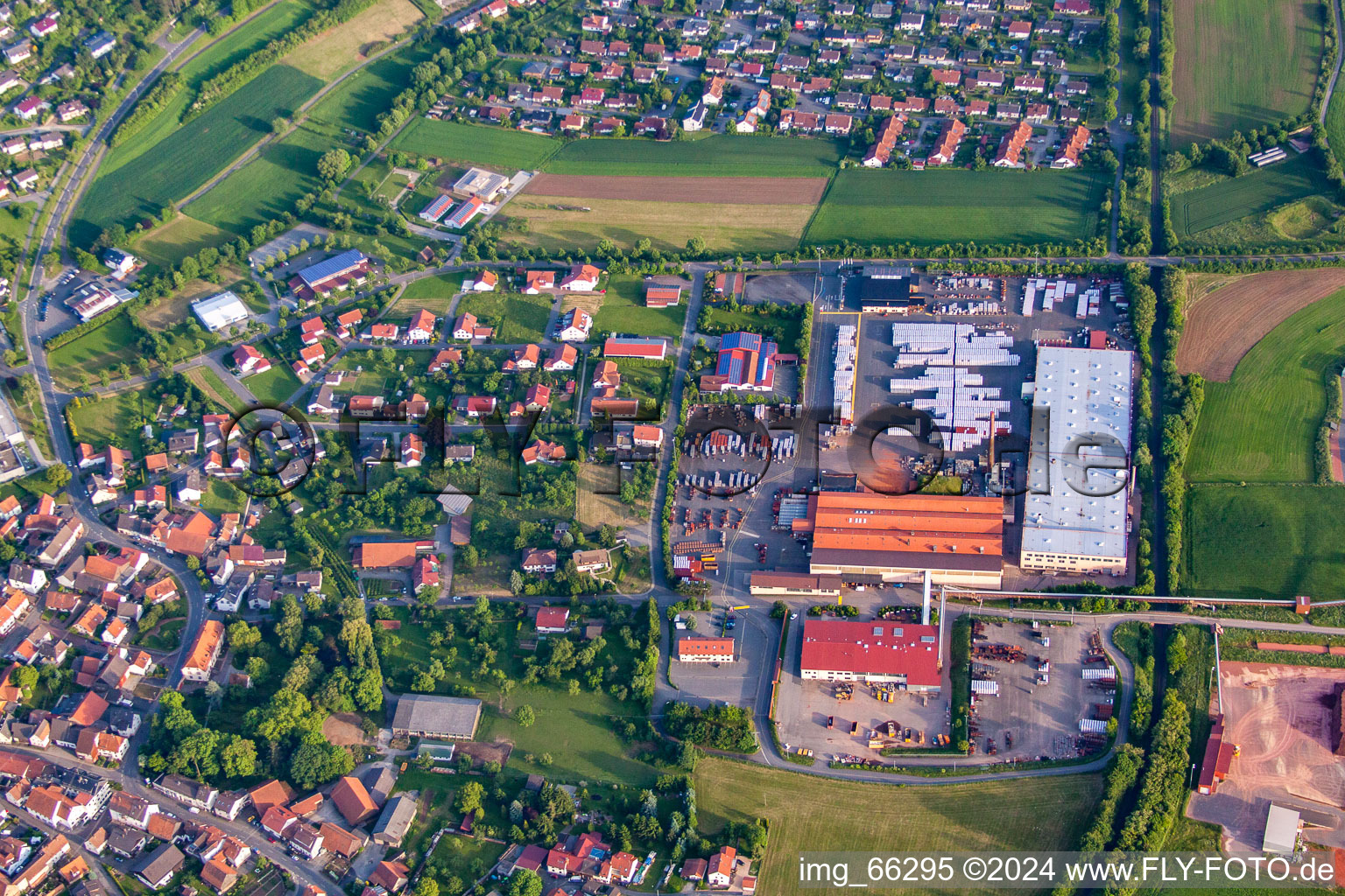 Aerial photograpy of Brickworks Braas GmbH factory premises - sales region and warehouse Hainstadt in the district Hainstadt in Buchen in the state Baden-Wuerttemberg, Germany