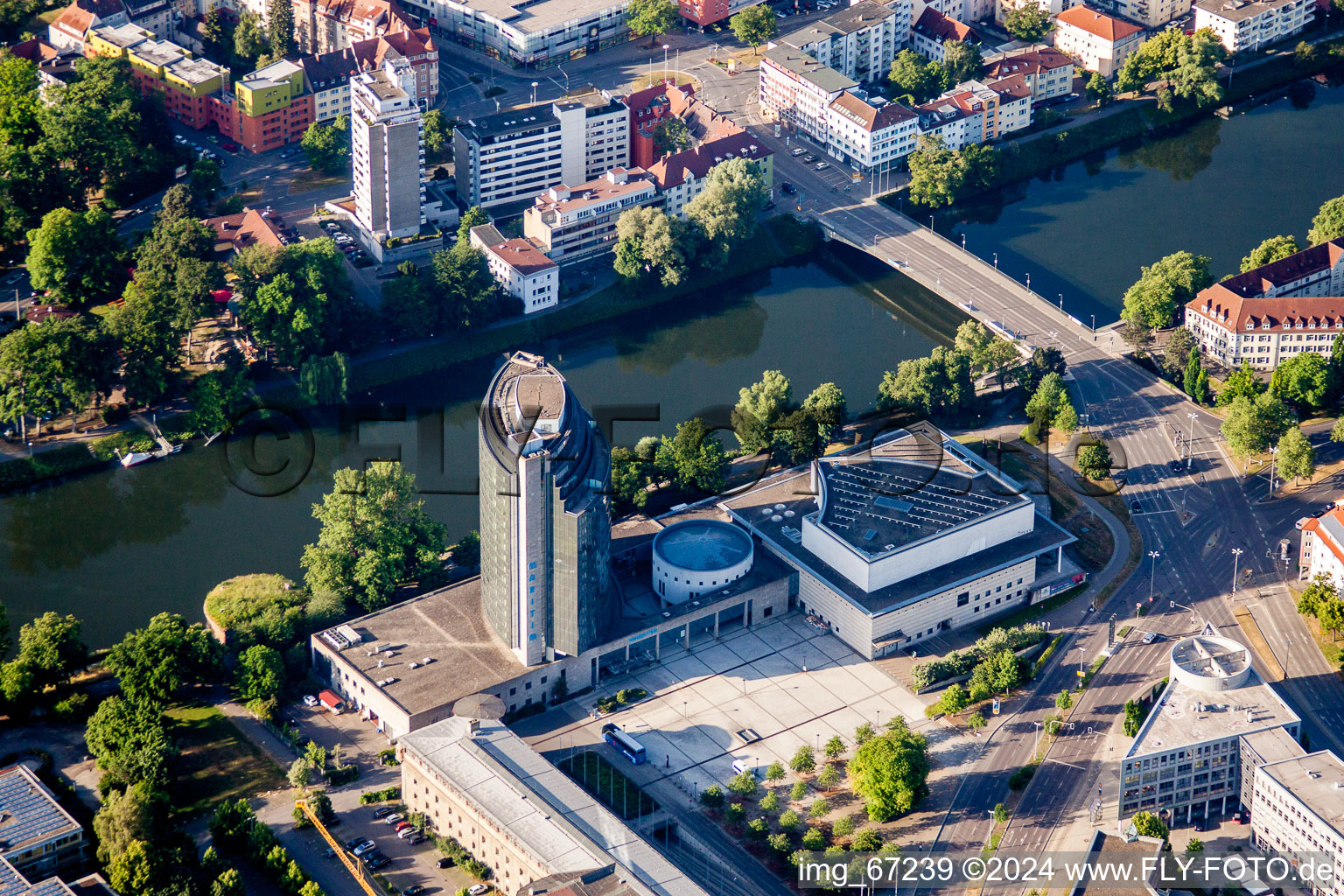 High-rise building of the hotel complex of Maritim Hotel Ulm at the bridge crossing the Danube in Ulm in the state Baden-Wurttemberg, Germany