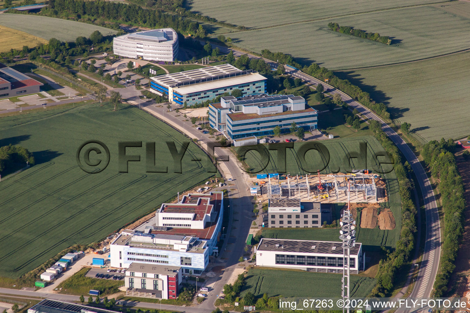 Ferchau, Continental - ADC and BMW Car IT in Science Park II - Ulm in the district Eselsberg in Ulm in the state Baden-Wuerttemberg, Germany