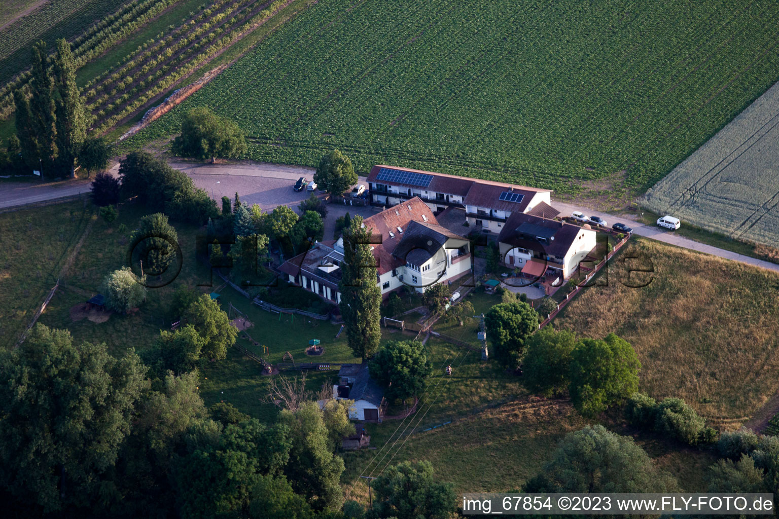 Aerial view of Mühlengrund restaurant in the district Heuchelheim in Heuchelheim-Klingen in the state Rhineland-Palatinate, Germany