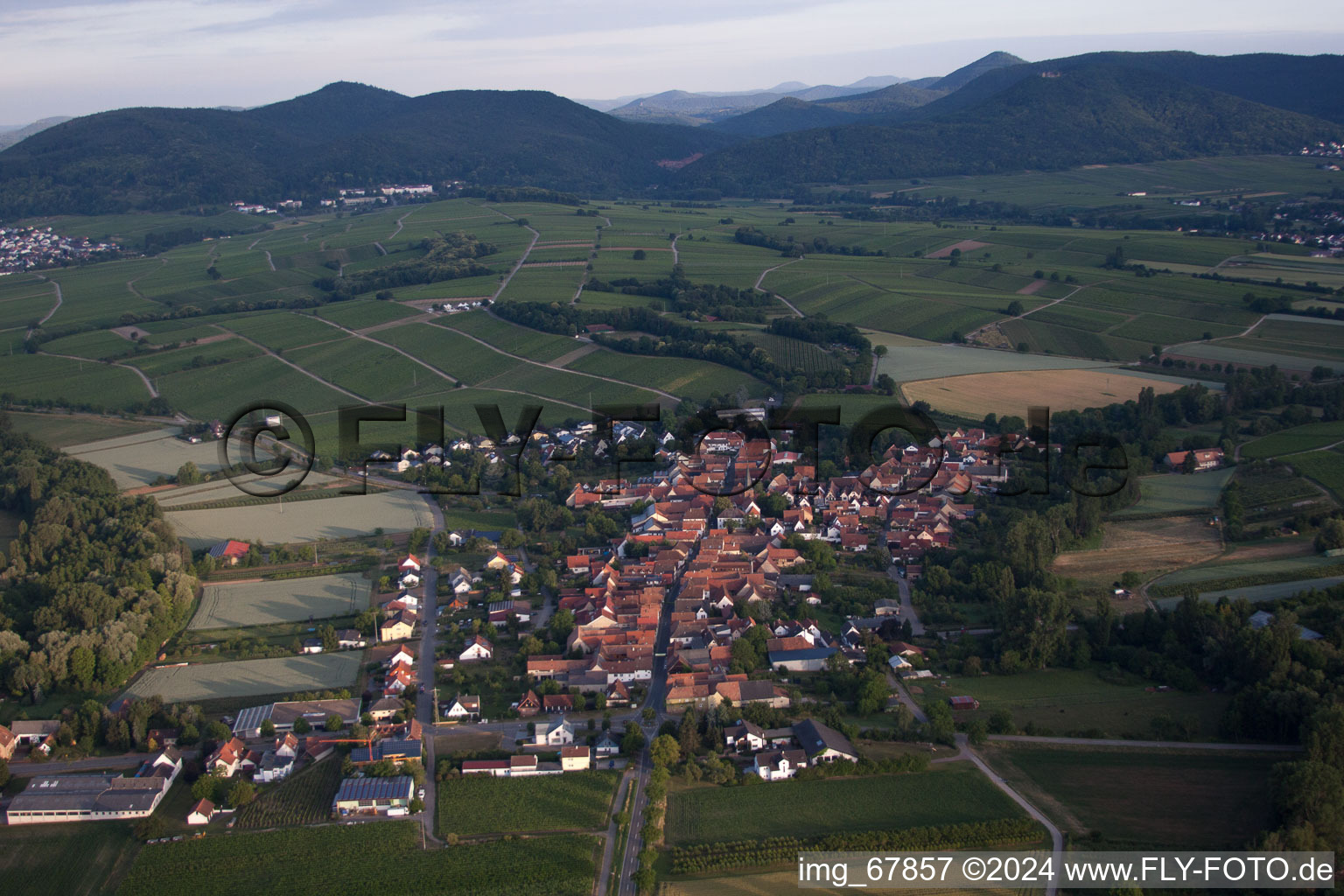 Drone image of District Heuchelheim in Heuchelheim-Klingen in the state Rhineland-Palatinate, Germany