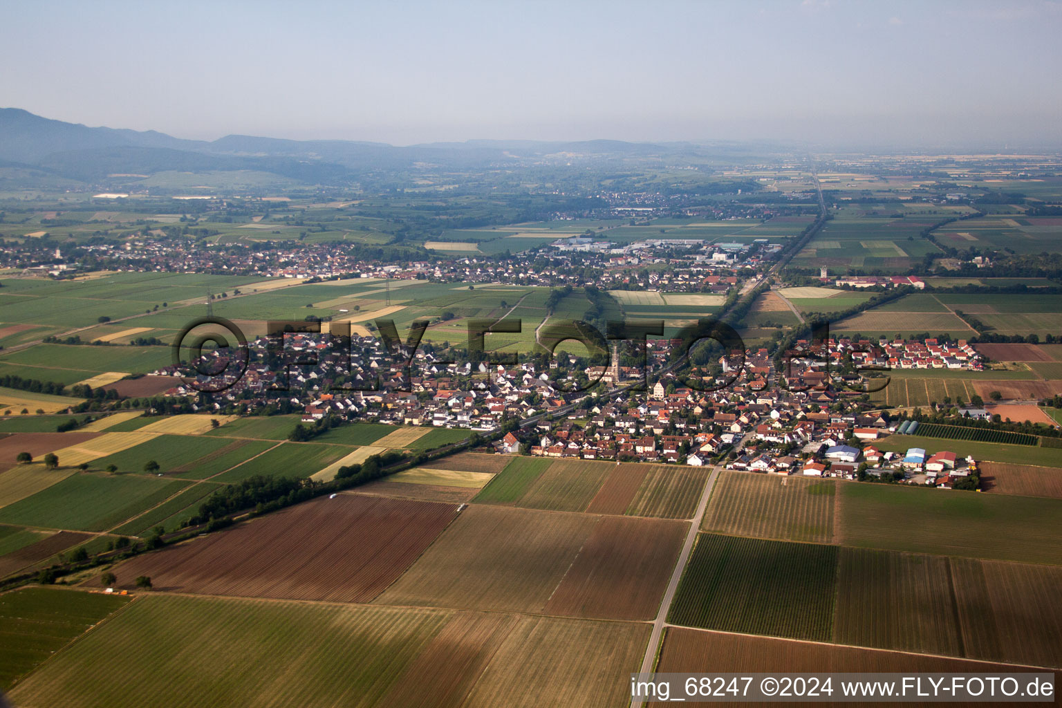 Town View of the streets and houses of the residential areas in the district Tunsel in Eschbach in the state Baden-Wurttemberg