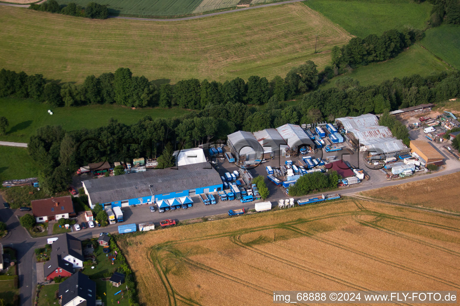 Aerial view of Building and production halls on the premises of Zelte-Walter GmbH in the district Hattenhof in Neuhof in the state Hesse, Germany