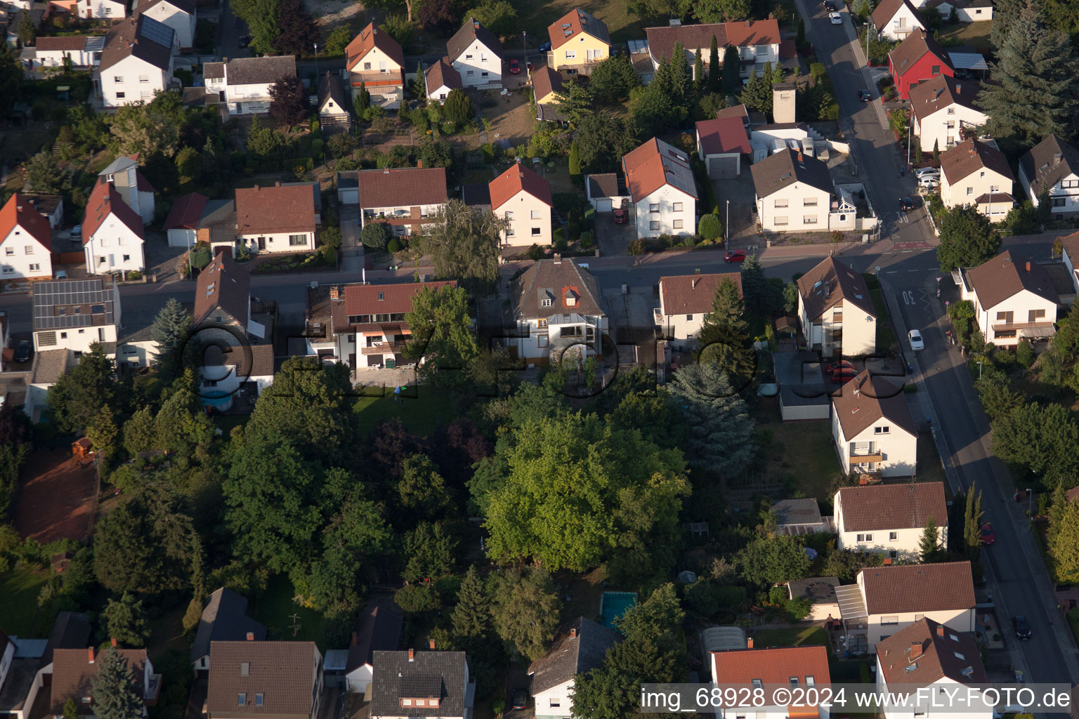 Bird's eye view of District Dannstadt in Dannstadt-Schauernheim in the state Rhineland-Palatinate, Germany