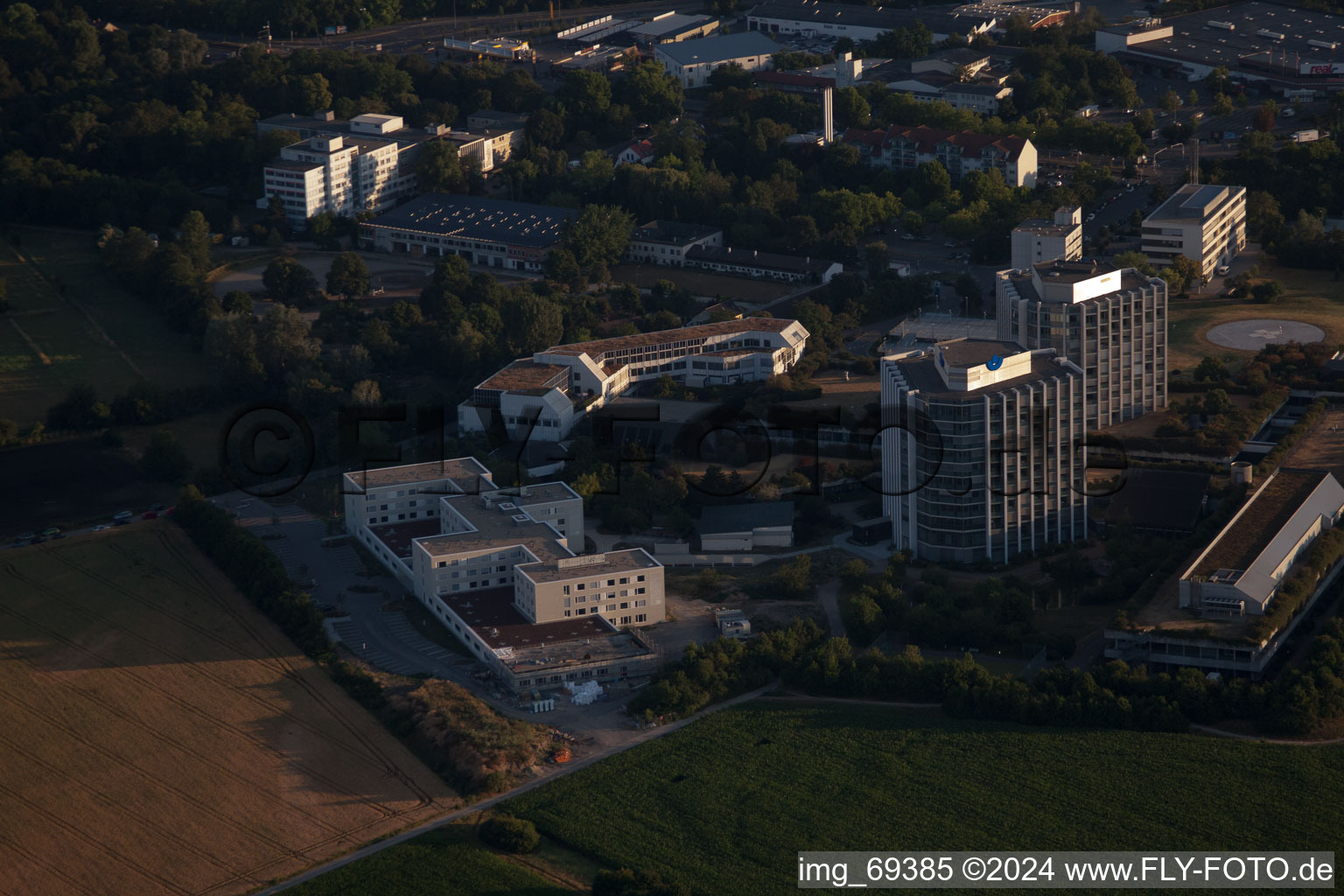 District Oggersheim in Ludwigshafen am Rhein in the state Rhineland-Palatinate, Germany seen from above