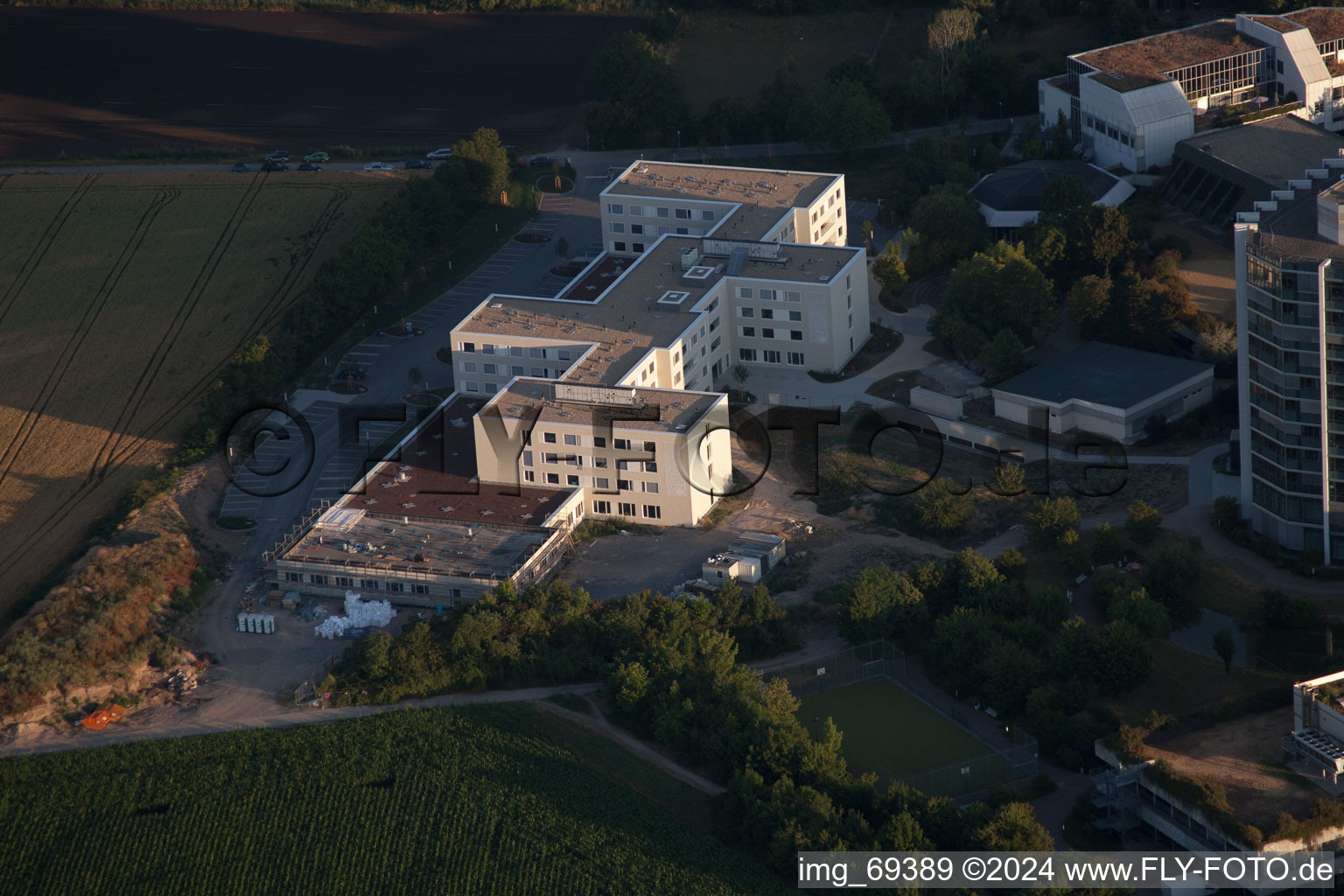 Bird's eye view of District Oggersheim in Ludwigshafen am Rhein in the state Rhineland-Palatinate, Germany