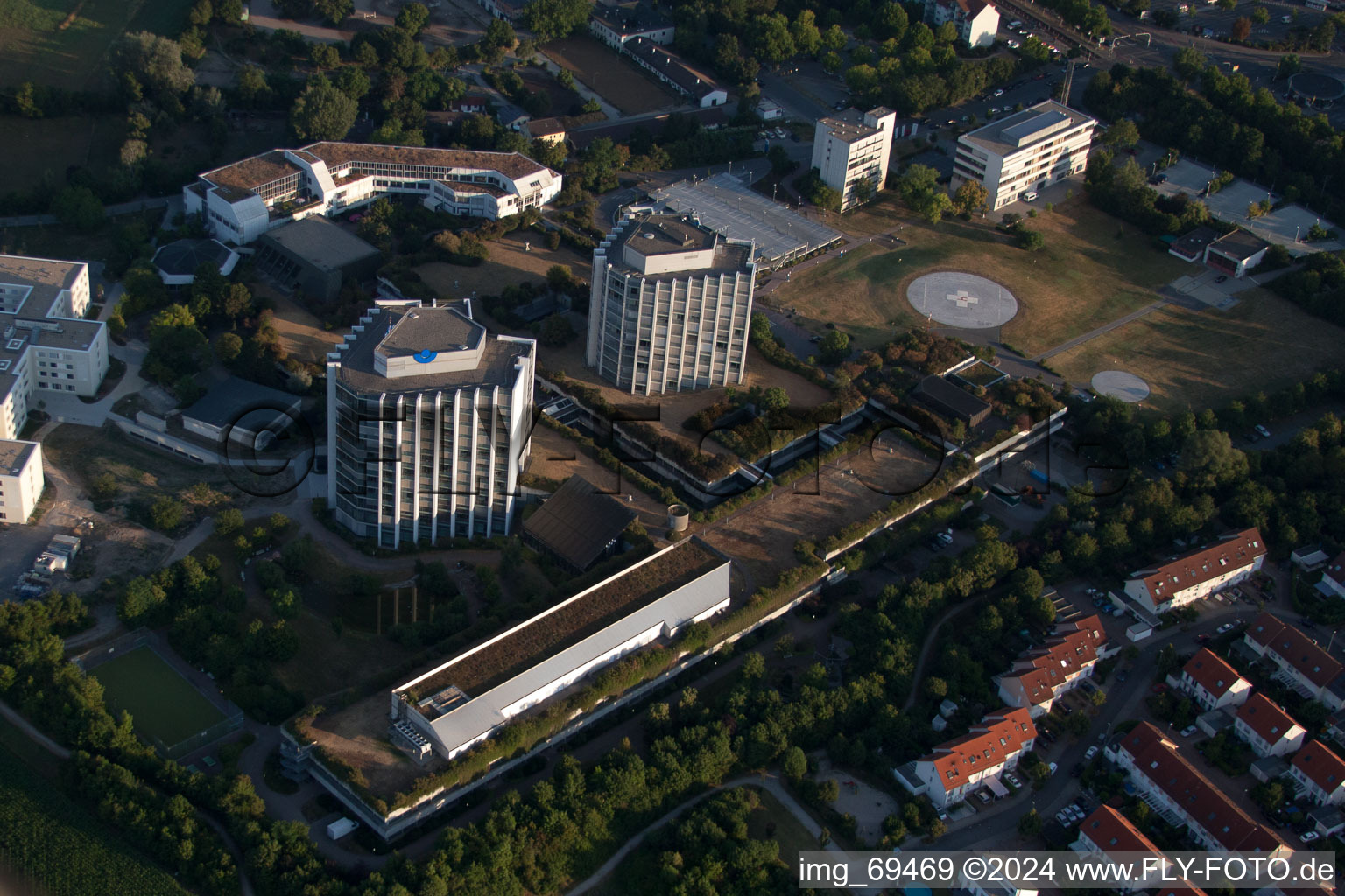 Aerial view of BG Clinic in the district Oggersheim in Ludwigshafen am Rhein in the state Rhineland-Palatinate, Germany