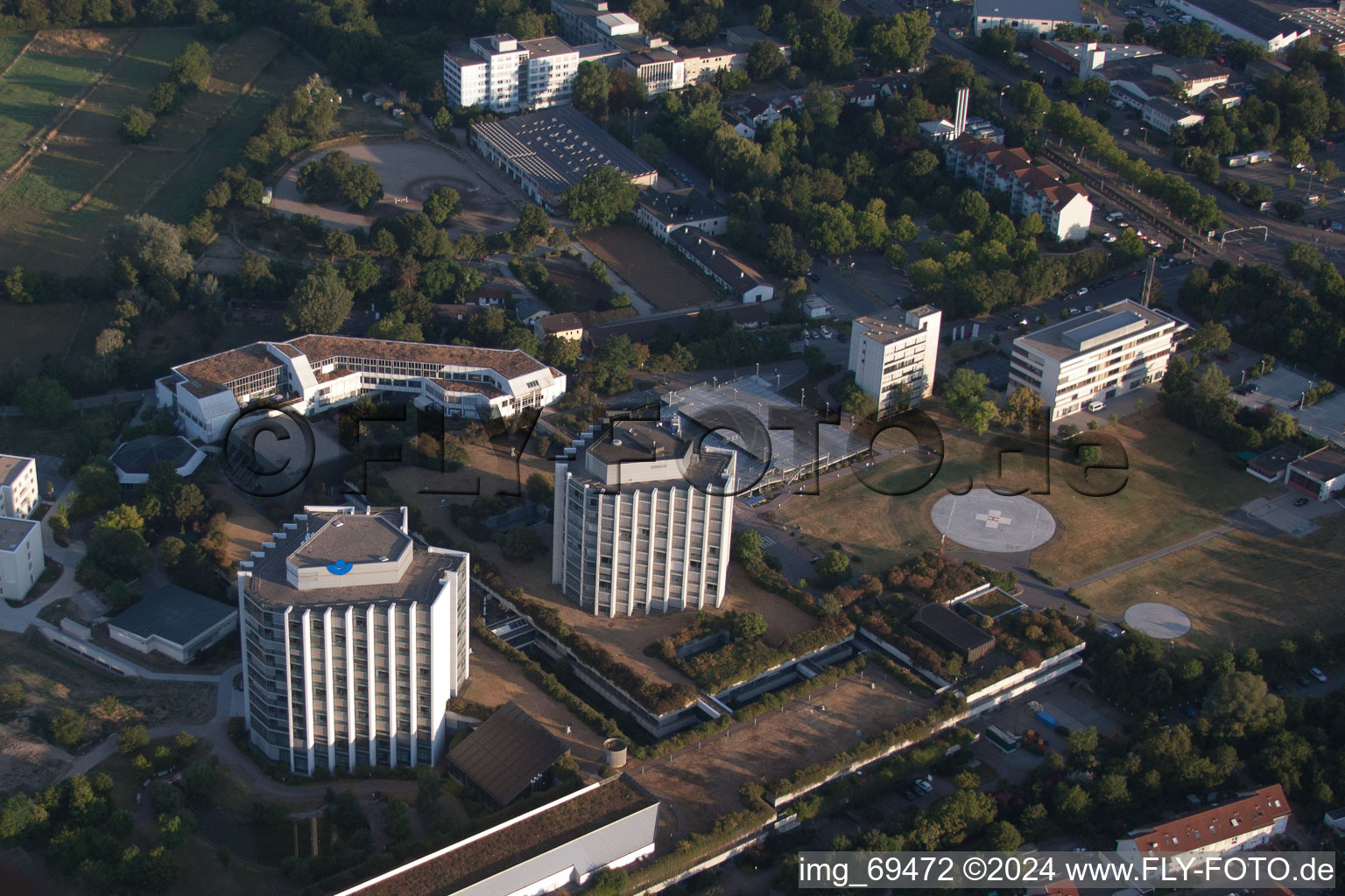 BG Clinic in the district Oggersheim in Ludwigshafen am Rhein in the state Rhineland-Palatinate, Germany from above