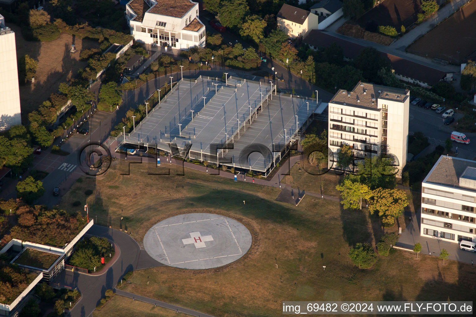 Bird's eye view of BG Clinic in the district Oggersheim in Ludwigshafen am Rhein in the state Rhineland-Palatinate, Germany