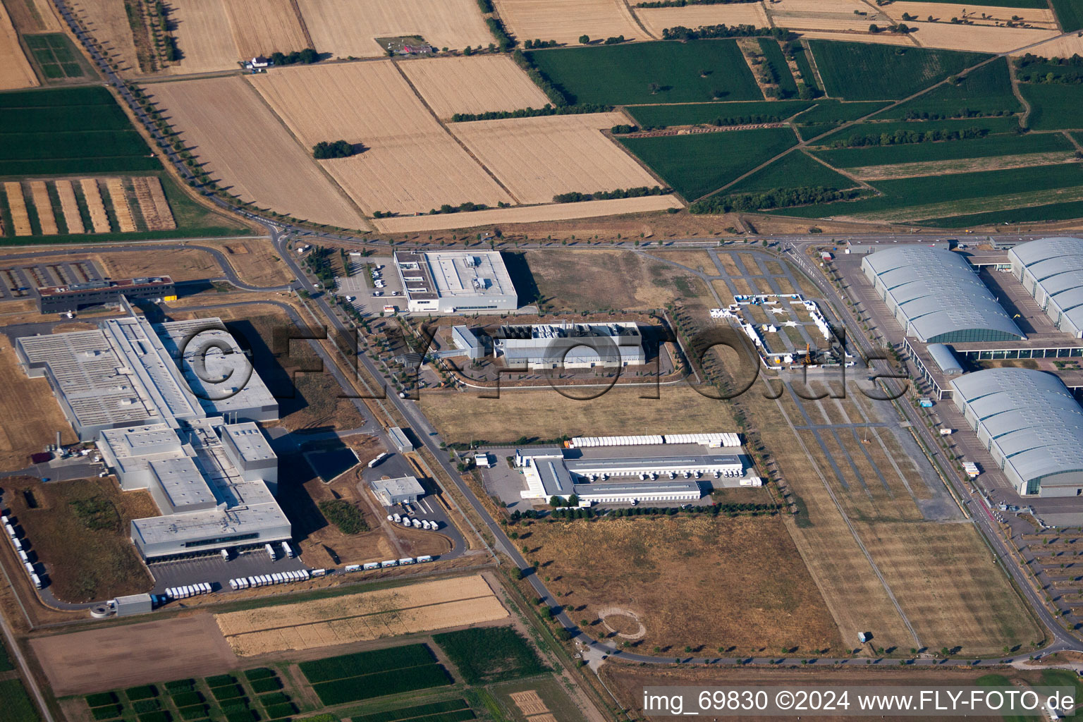 Aerial view of Rheinstetten in the district Grünwinkel in Karlsruhe in the state Baden-Wuerttemberg, Germany