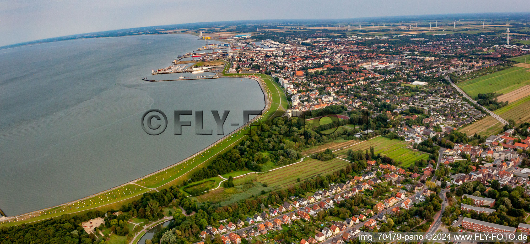 Grimmershörn Bay Beach at Döser Seedeich in the district Döse in Cuxhaven in the state Lower Saxony, Germany