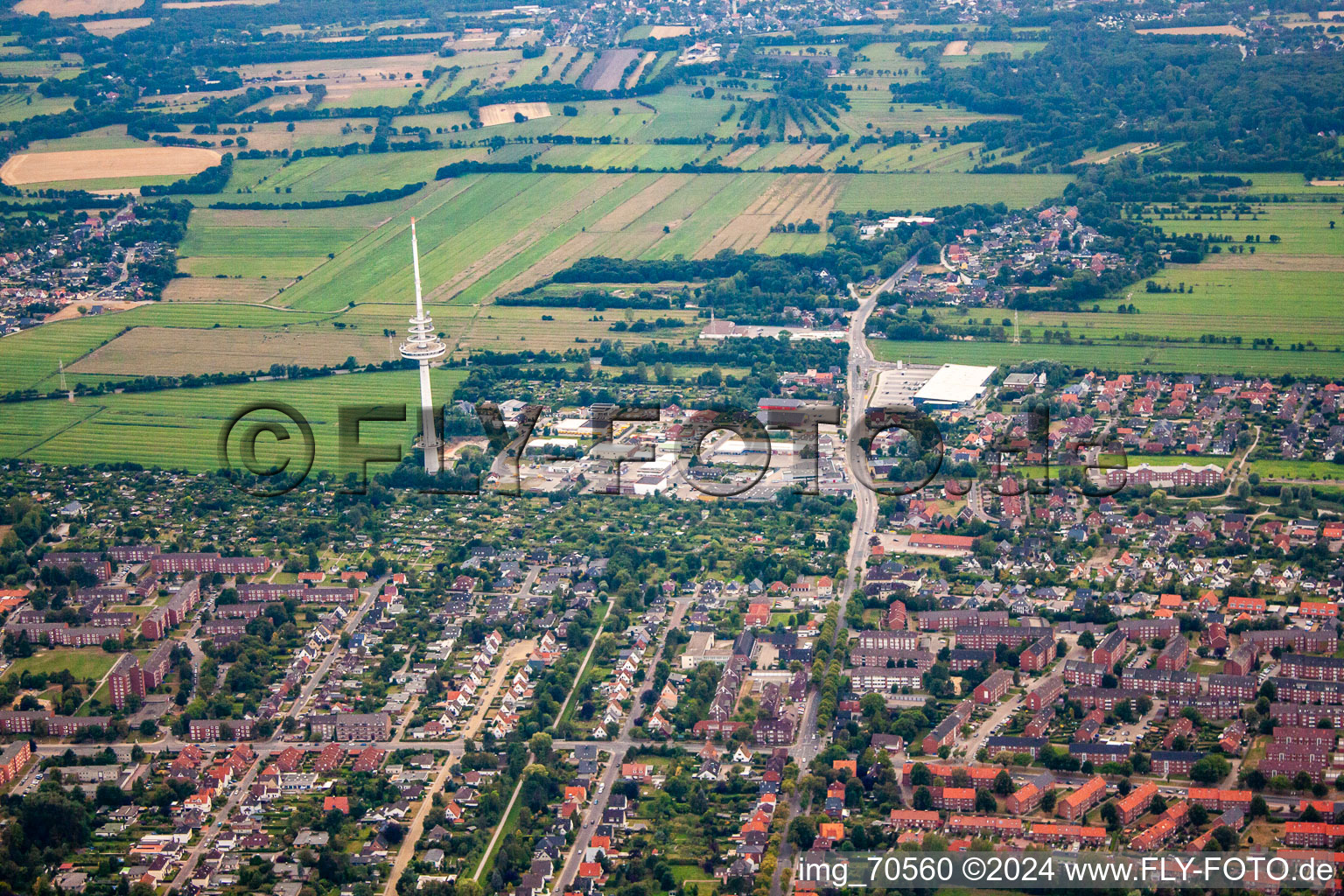 An Querkamp industrial estate from the east in the district Süder- und Westerwisch in Cuxhaven in the state Lower Saxony, Germany