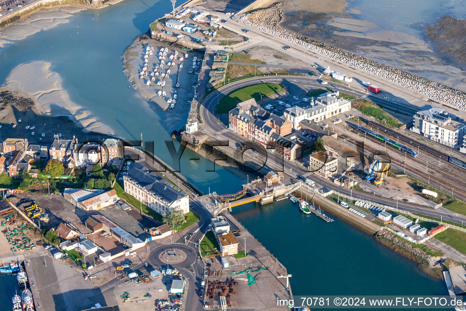 Canal d'Eu à la Mer in the district Treport Moderne in Le Tréport in the state Seine-Maritime, France