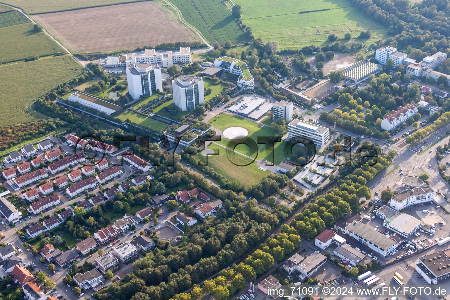 BG accident clinic in the district Oggersheim in Ludwigshafen am Rhein in the state Rhineland-Palatinate, Germany out of the air