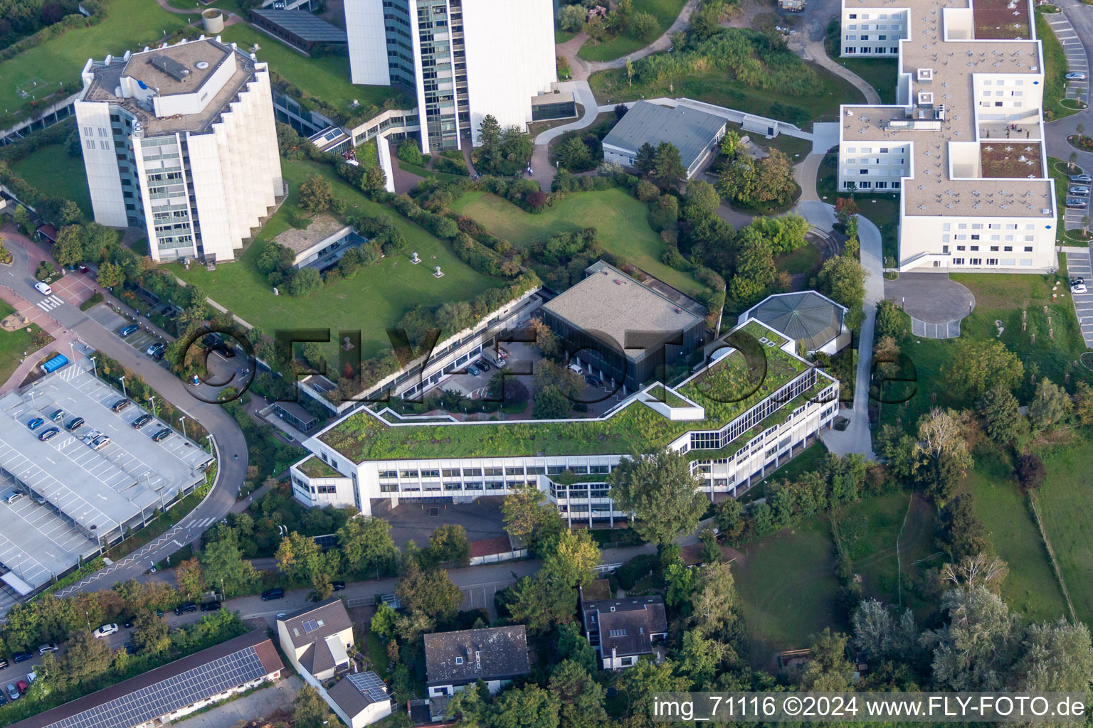 Oblique view of BG Accident Clinic in the district Oggersheim in Ludwigshafen am Rhein in the state Rhineland-Palatinate, Germany