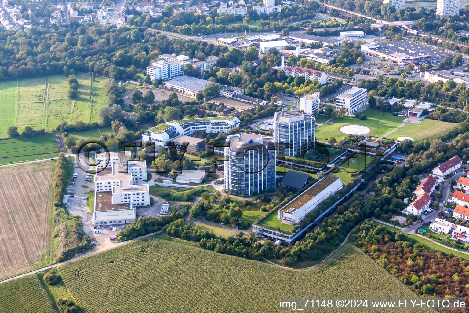 Drone image of BG Accident Clinic in the district Oggersheim in Ludwigshafen am Rhein in the state Rhineland-Palatinate, Germany