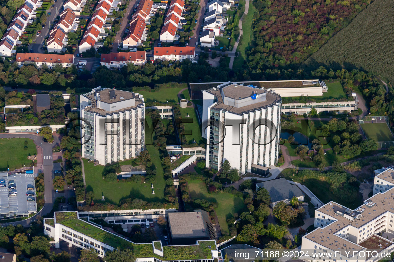 BG Accident Clinic in the district Oggersheim in Ludwigshafen am Rhein in the state Rhineland-Palatinate, Germany from above