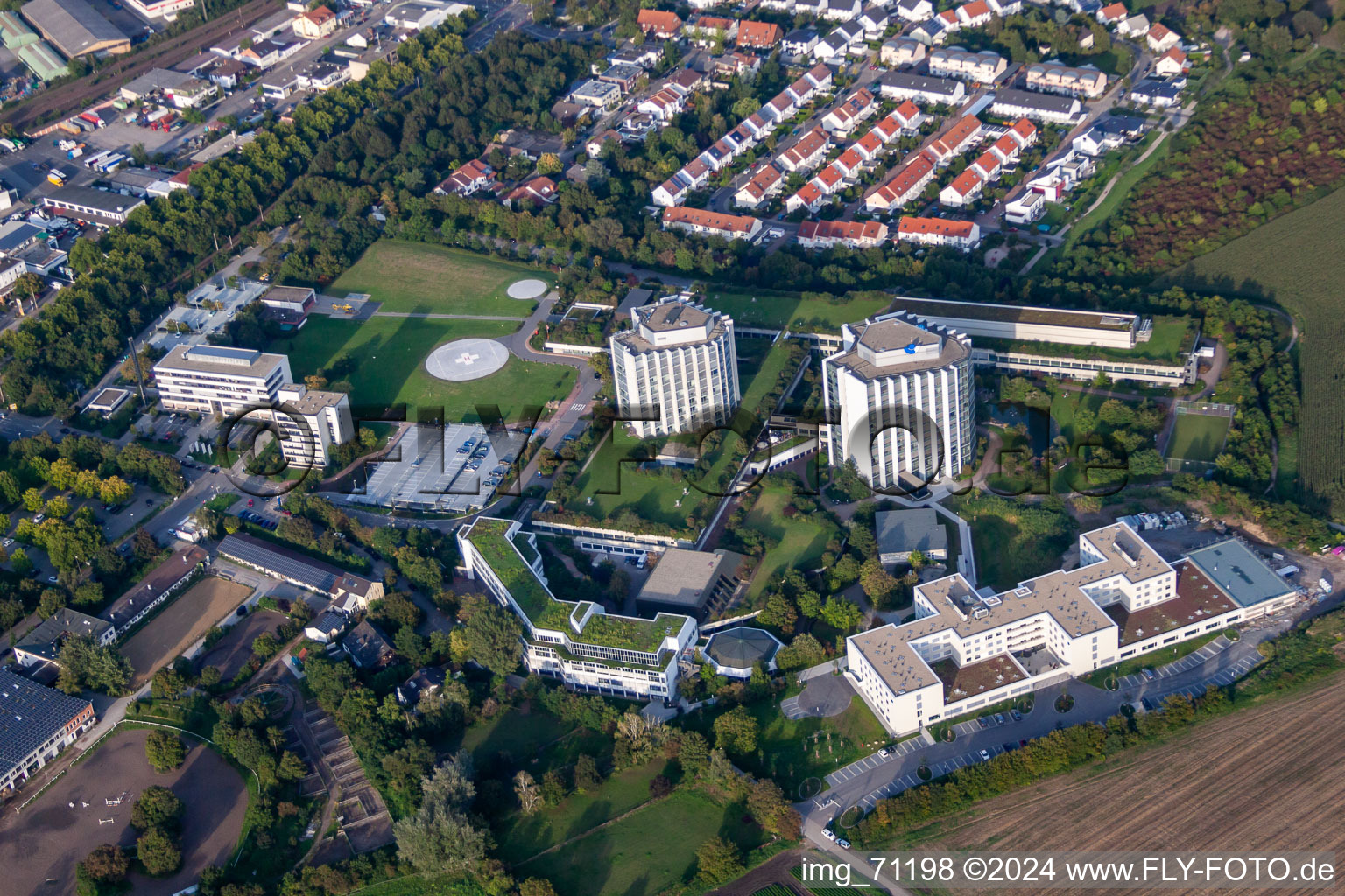 BG Accident Clinic in the district Oggersheim in Ludwigshafen am Rhein in the state Rhineland-Palatinate, Germany seen from above