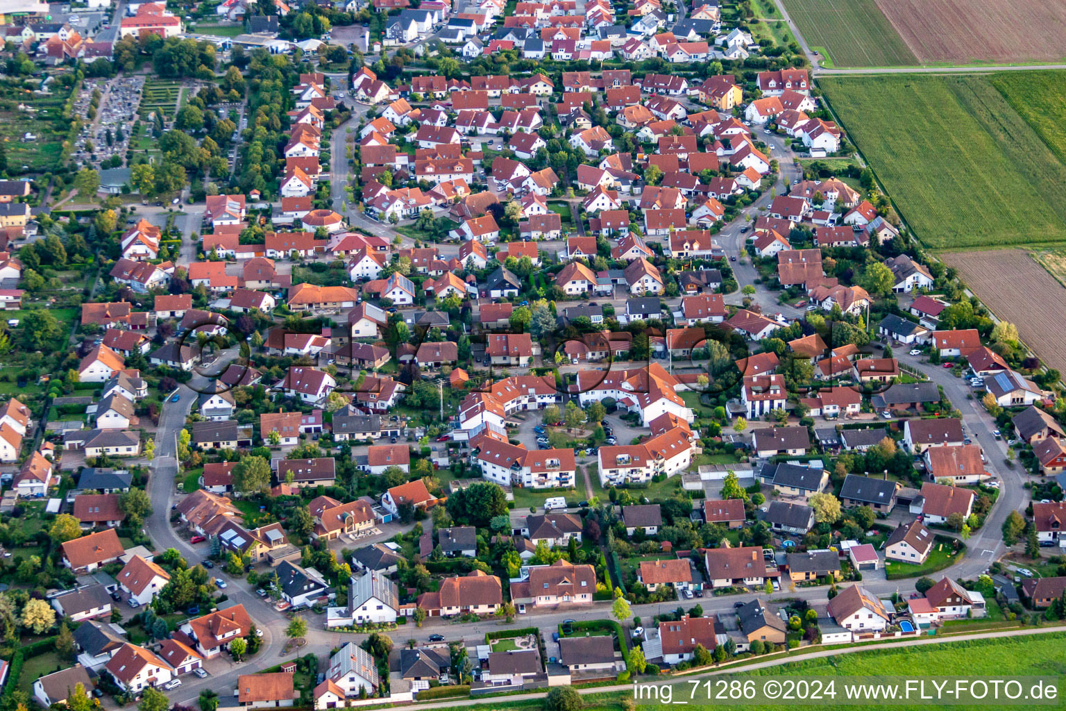 Bird's eye view of District Offenbach in Offenbach an der Queich in the state Rhineland-Palatinate, Germany