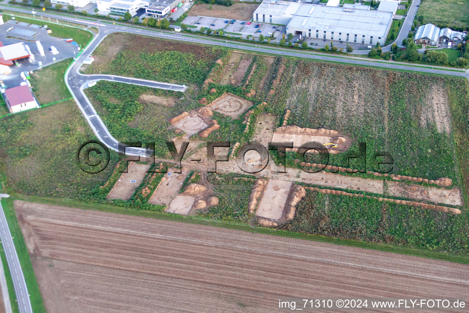 Herxheim, archaeological excavation at the new industrial area NW in Herxheim bei Landau in the state Rhineland-Palatinate, Germany from above