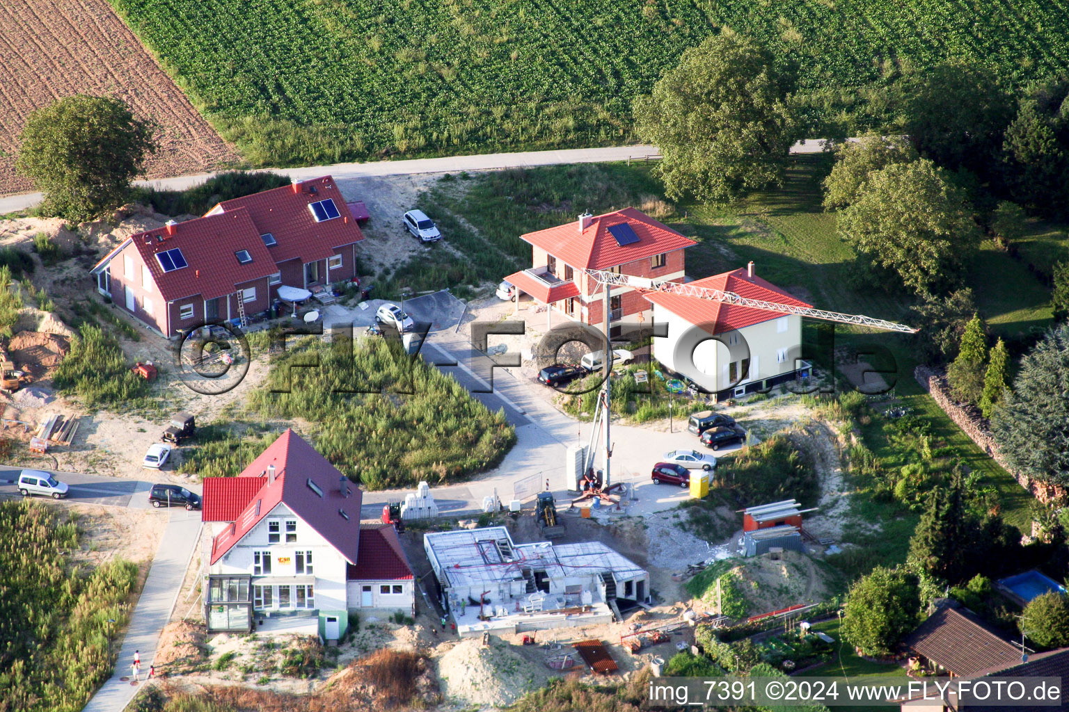 Aerial view of New development area on the Höhenweg in Kandel in the state Rhineland-Palatinate, Germany