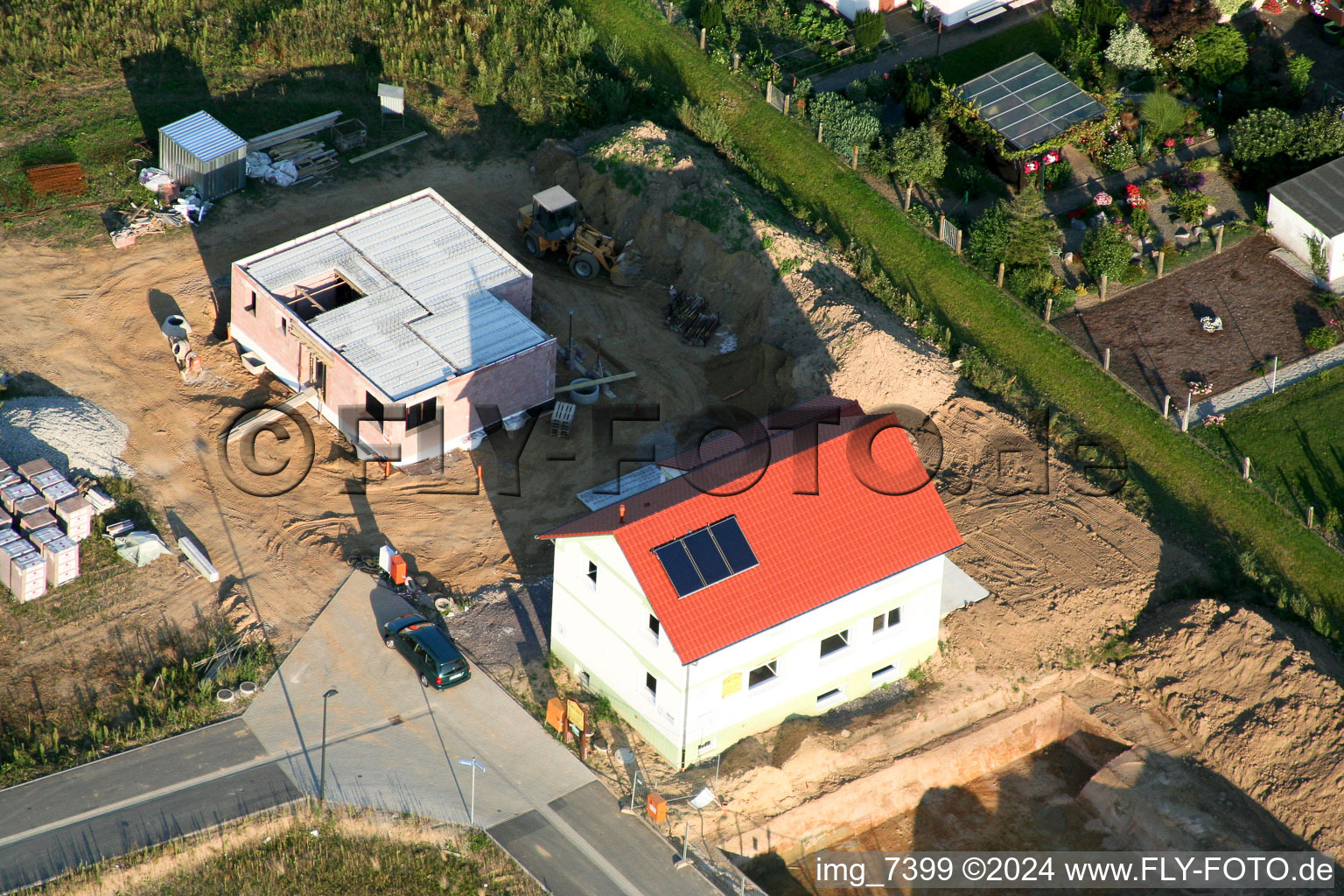 Bird's eye view of New development area on the Höhenweg in Kandel in the state Rhineland-Palatinate, Germany