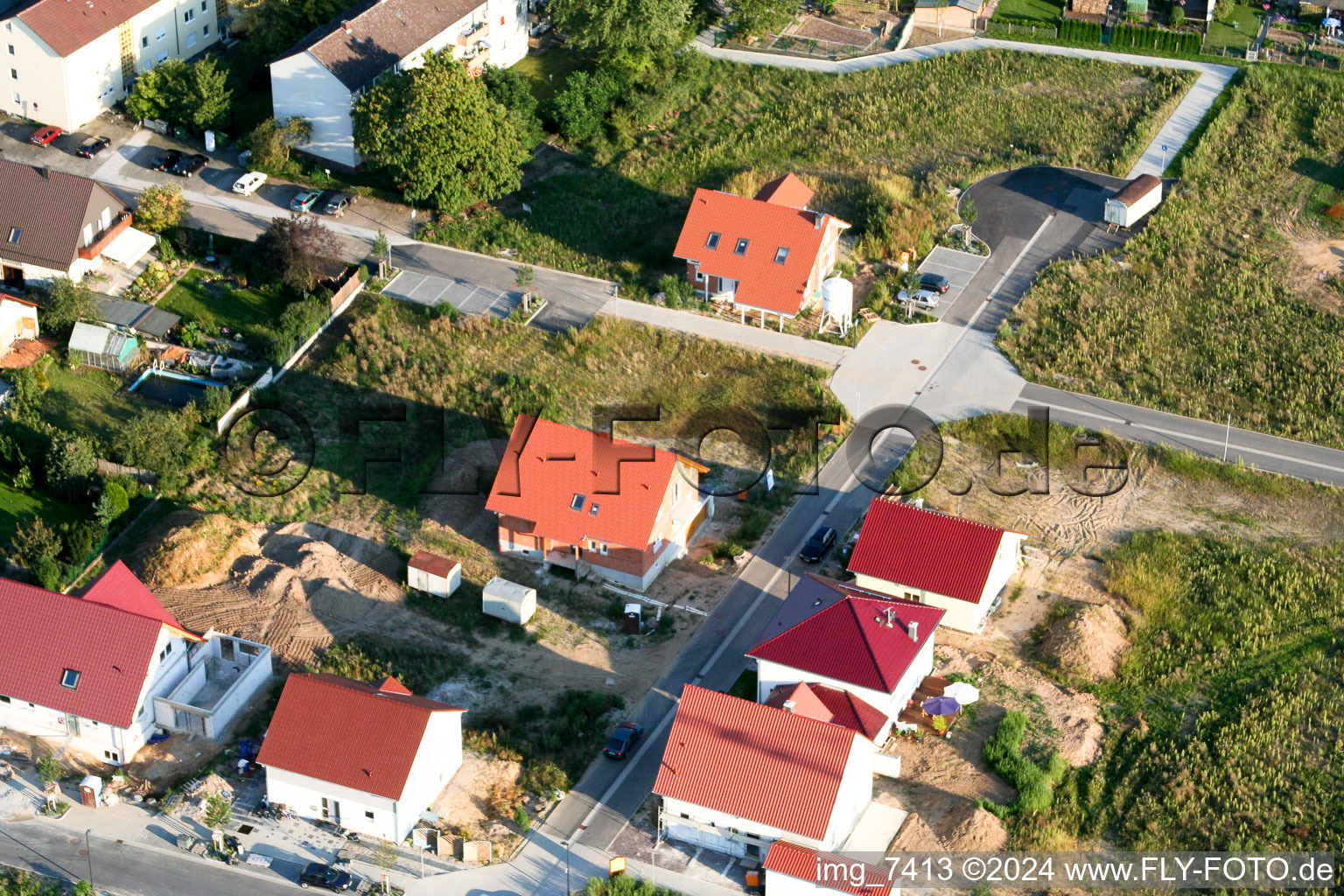 New development area Am Höhenweg in Kandel in the state Rhineland-Palatinate, Germany seen from above