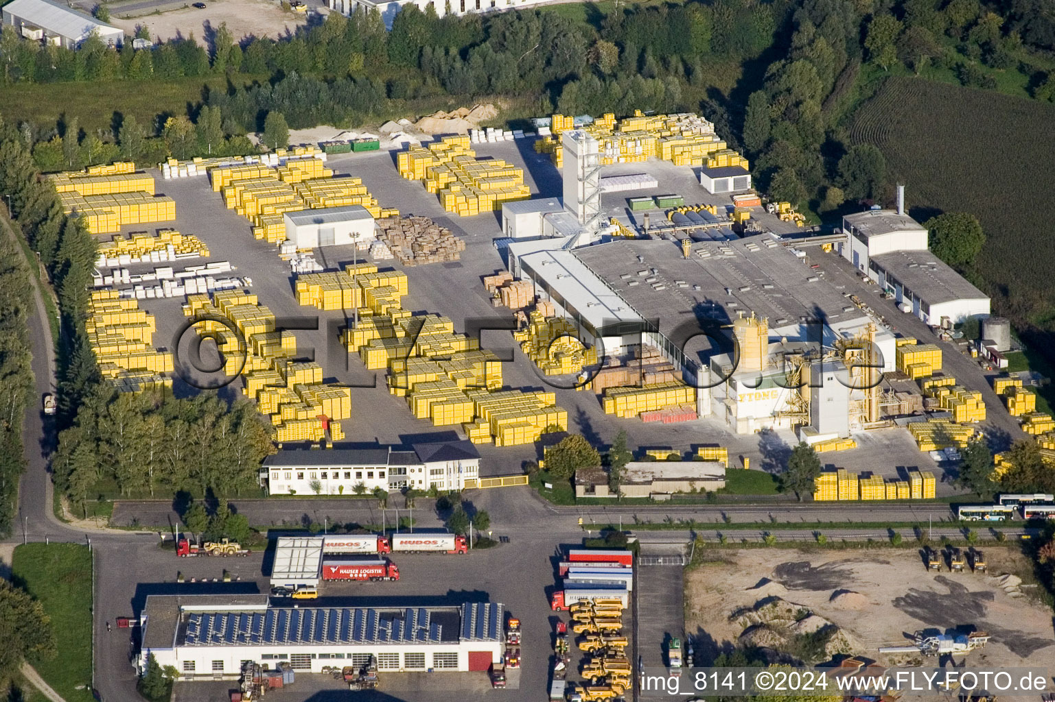 Building and production halls on the premises of Xella Deutschland GmbH in the district Freistett in Rheinau in the state Baden-Wurttemberg, Germany from above