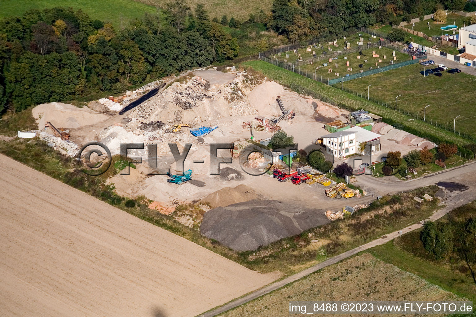 Construction waste recycling Gaudier in the district Minderslachen in Kandel in the state Rhineland-Palatinate, Germany out of the air