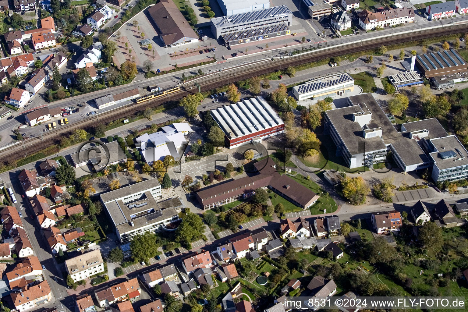 School building of the Ludwig-Marum-Gymnasium Pfinztal in the district Berghausen in Pfinztal in the state Baden-Wurttemberg from the plane