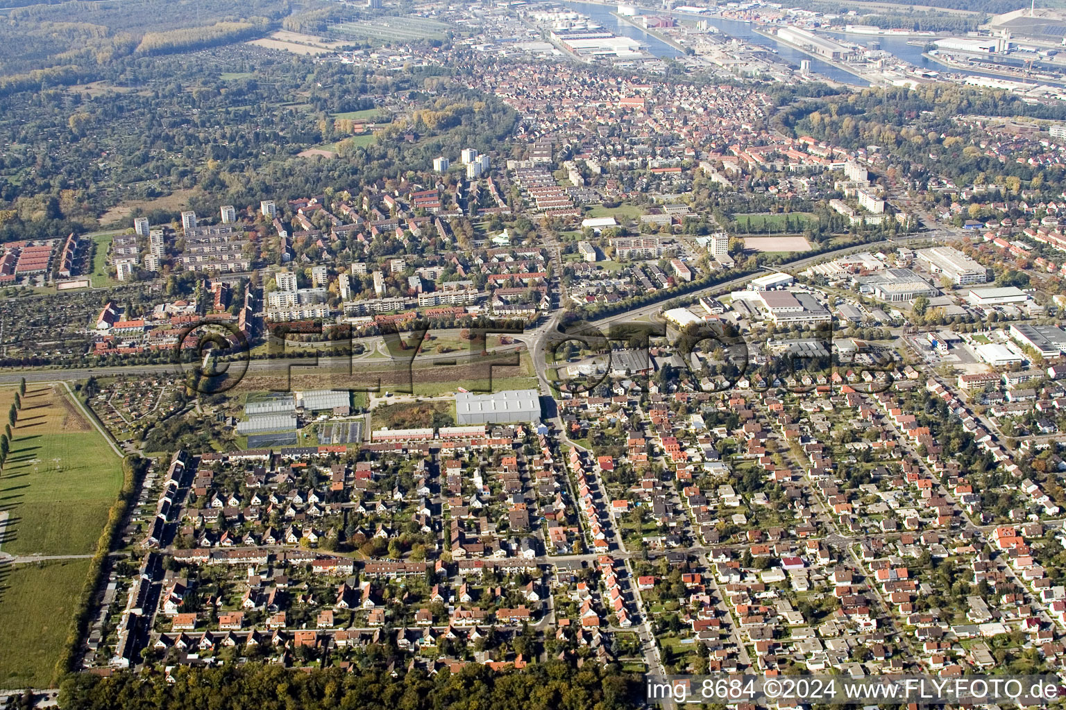 From the east in the district Grünwinkel in Karlsruhe in the state Baden-Wuerttemberg, Germany