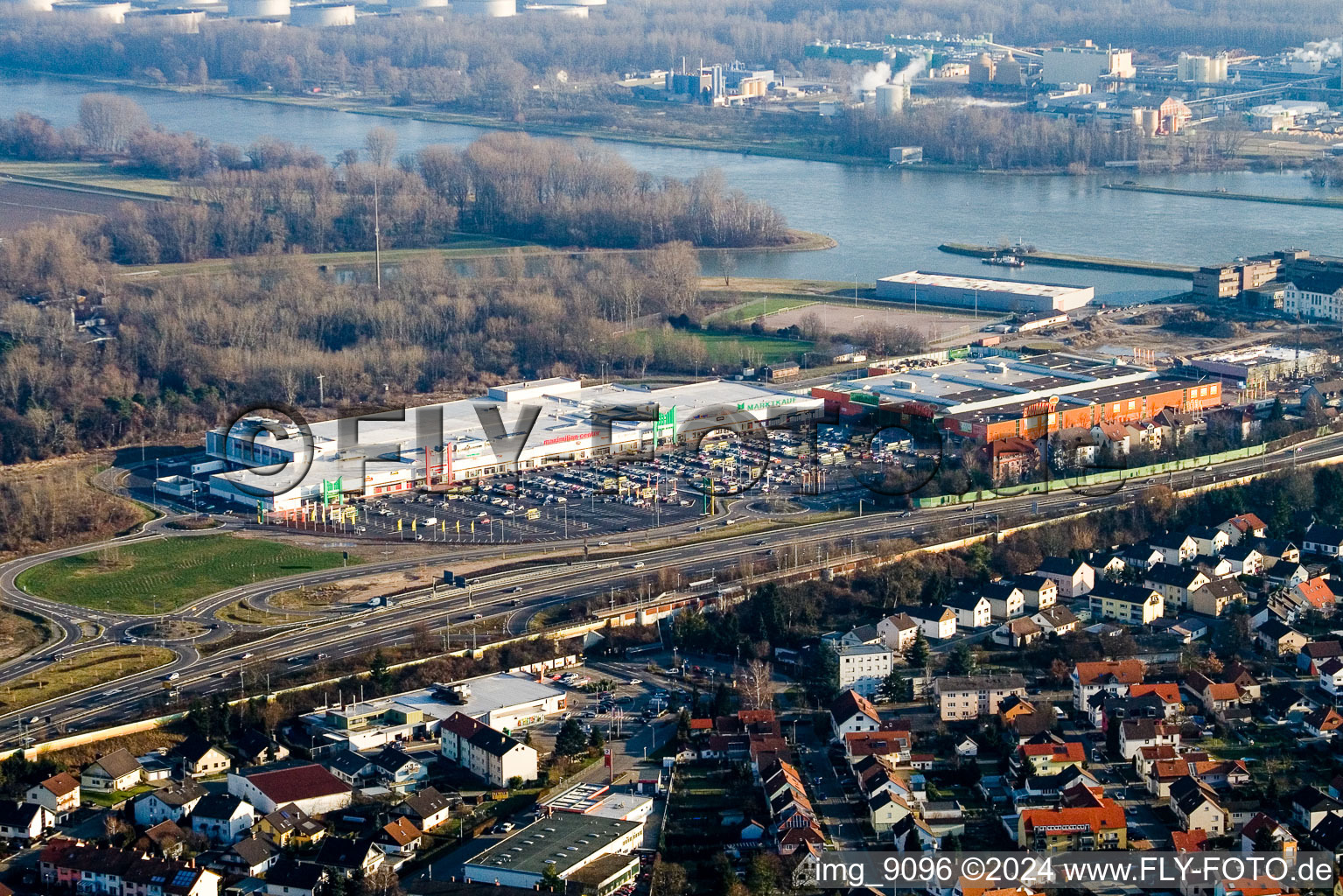 Aerial photograpy of Maximilian Center in the district Maximiliansau in Wörth am Rhein in the state Rhineland-Palatinate, Germany