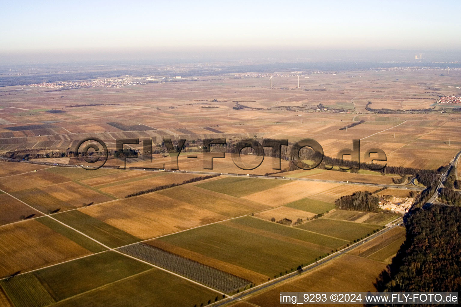 Aerial view of From the southwest in the district Offenbach in Offenbach an der Queich in the state Rhineland-Palatinate, Germany