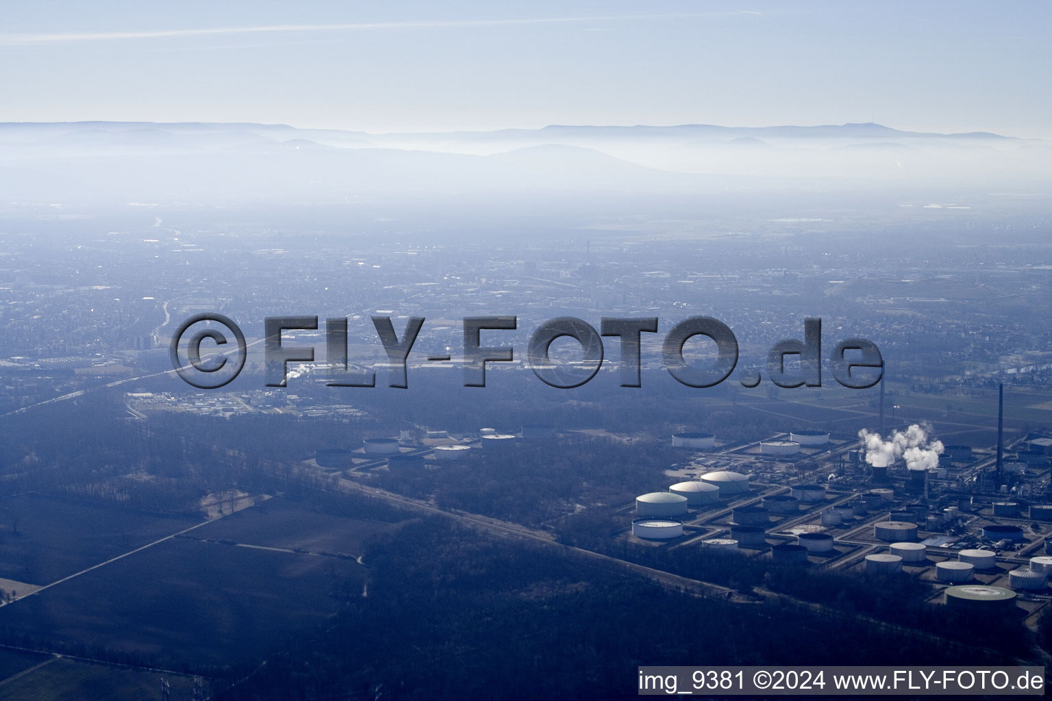 Aerial photograpy of Refineries N of Knielingen in the district Knielingen in Karlsruhe in the state Baden-Wuerttemberg, Germany