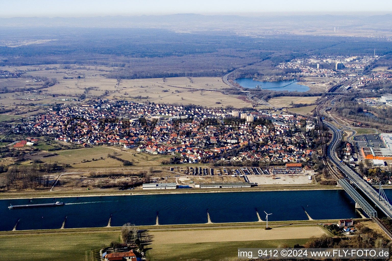 Aerial view of From the east in the district Maximiliansau in Wörth am Rhein in the state Rhineland-Palatinate, Germany