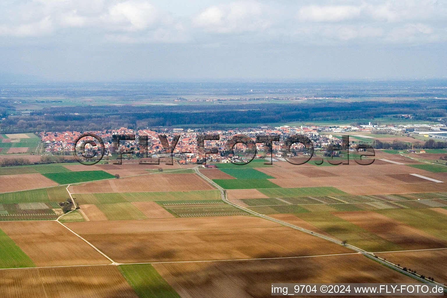 From the southwest, NixWieNuff in the district Offenbach in Offenbach an der Queich in the state Rhineland-Palatinate, Germany