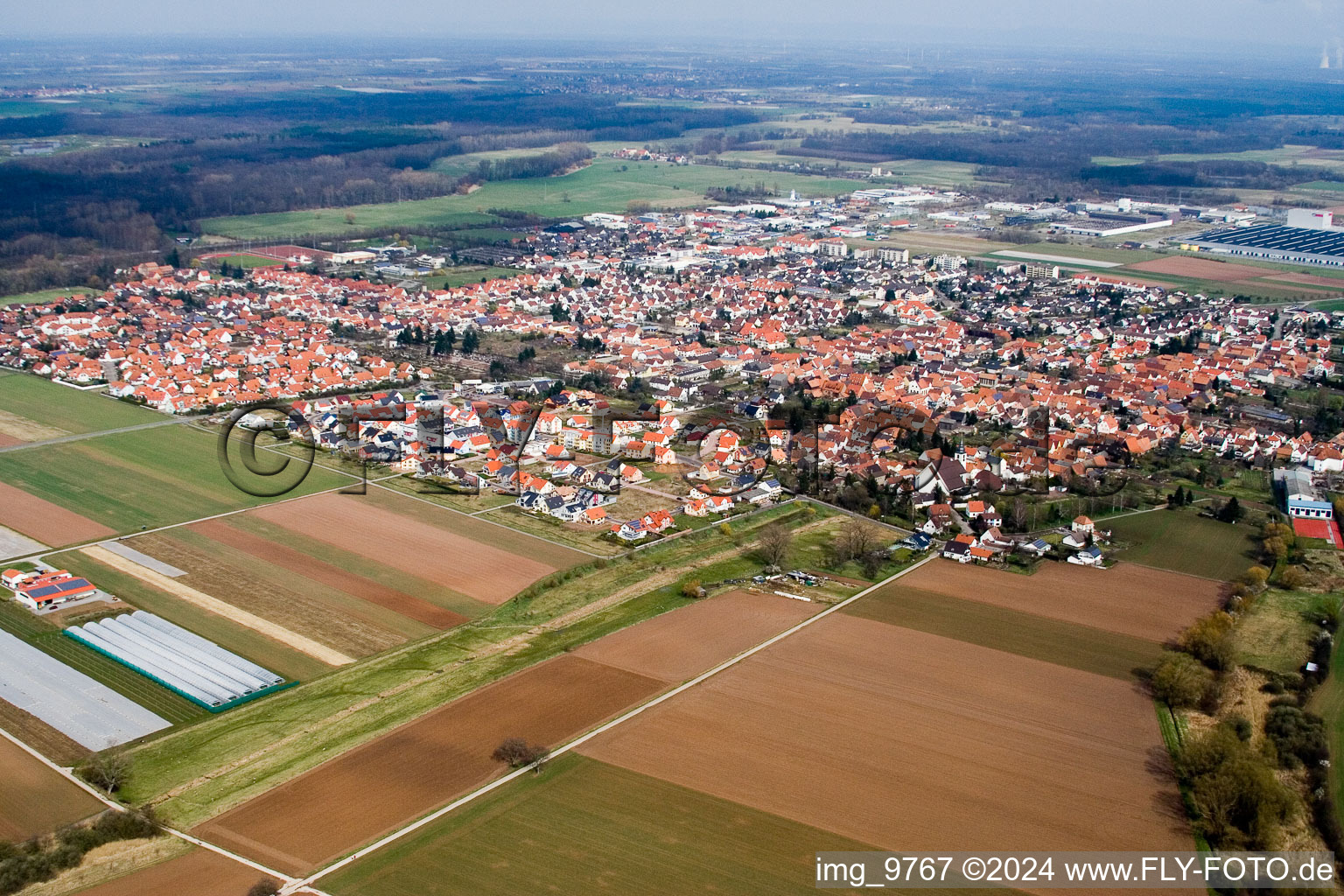 From the southeast in Offenbach an der Queich in the state Rhineland-Palatinate, Germany