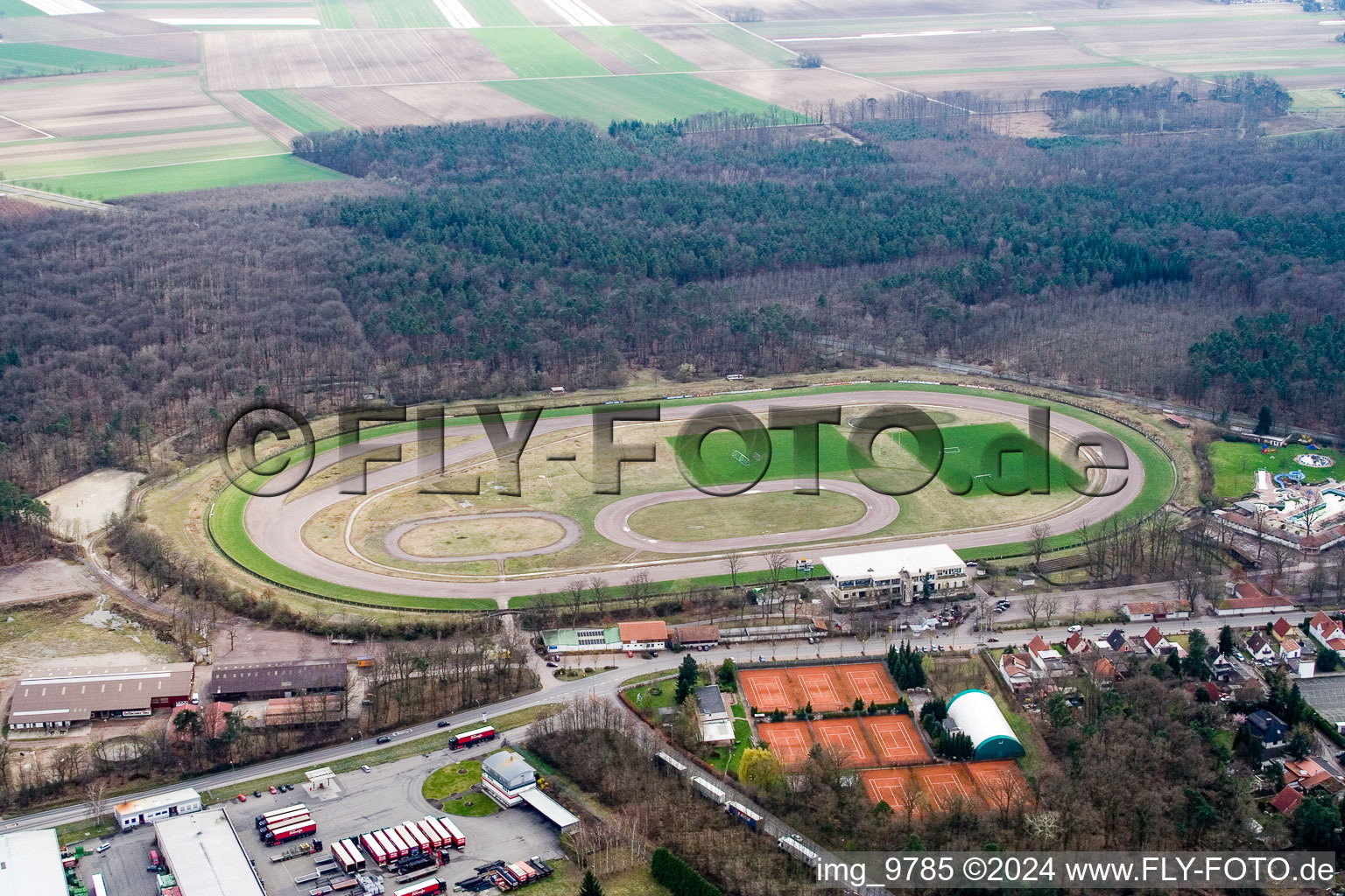 Aerial photograpy of Racetrack racecourse fuer Sandbahnrennen and Trabrennen in Herxheim bei Landau (Pfalz) in the state Rhineland-Palatinate