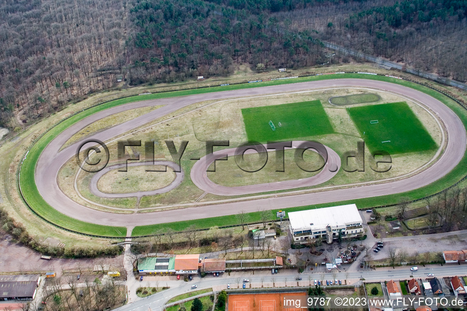 Speedway from the north in the district Herxheim in Herxheim bei Landau in the state Rhineland-Palatinate, Germany