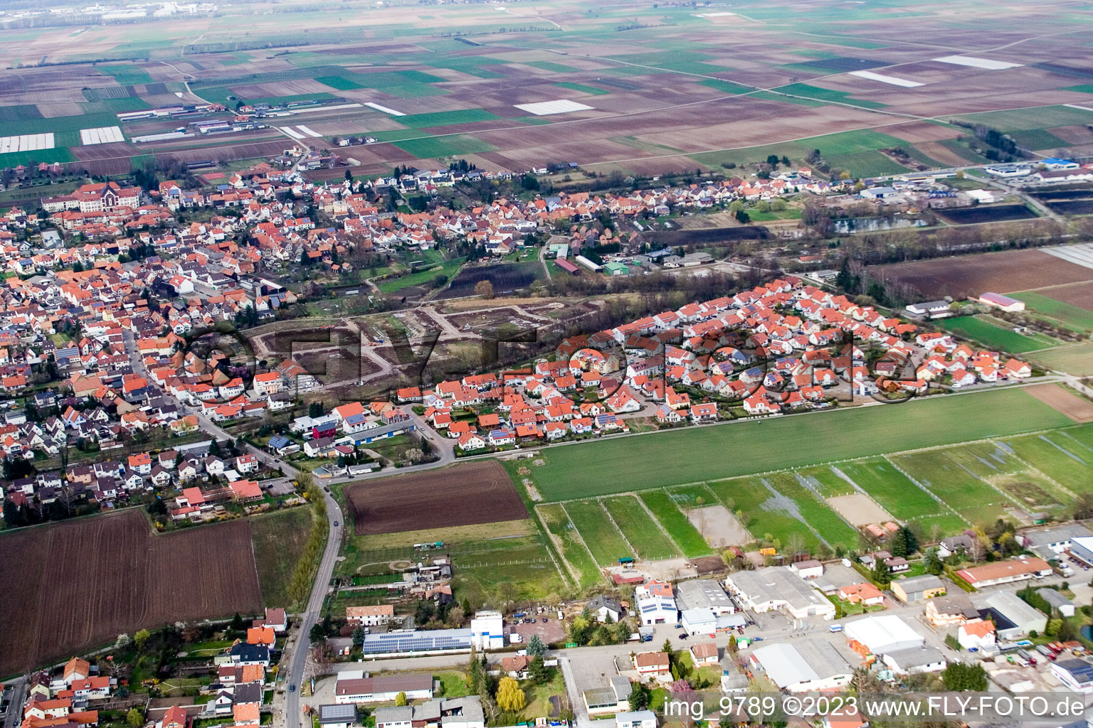 Bird's eye view of District Herxheim in Herxheim bei Landau/Pfalz in the state Rhineland-Palatinate, Germany