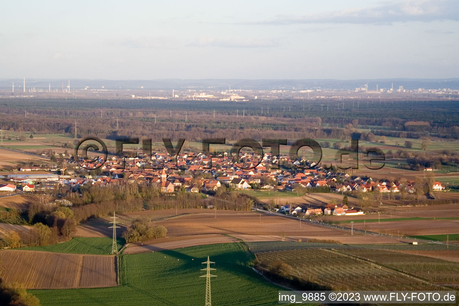 Aerial photograpy of From the west in Minfeld in the state Rhineland-Palatinate, Germany