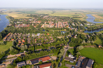 Town on the banks of the rivers Treene, Westersielzug and Eider in Friedrichstadt in the state Schleswig-Holstein, Germany