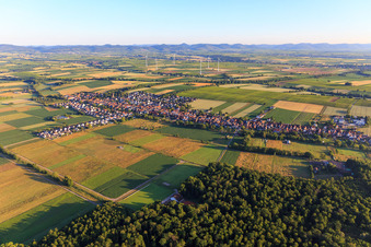 From the southeast in Freckenfeld in the state Rhineland-Palatinate, Germany