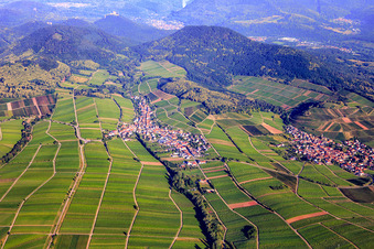 Winegrowing village on the edge of the Palatinate Forest from the east in Ranschbach in the state Rhineland-Palatinate, Germany
