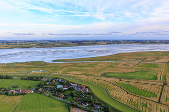 Village on the dike of the Eider from the north in the district Olversum in Tönning in the state Schleswig Holstein, Germany