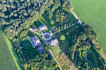 Buildings and parks at the mansion of the farmhouse in Winterswijk Miste in Gelderland, Netherlands
