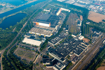 Factory premises of Ford-Werke GmbH in the district Niehl in Cologne in the state of North Rhine-Westphalia, Germany
